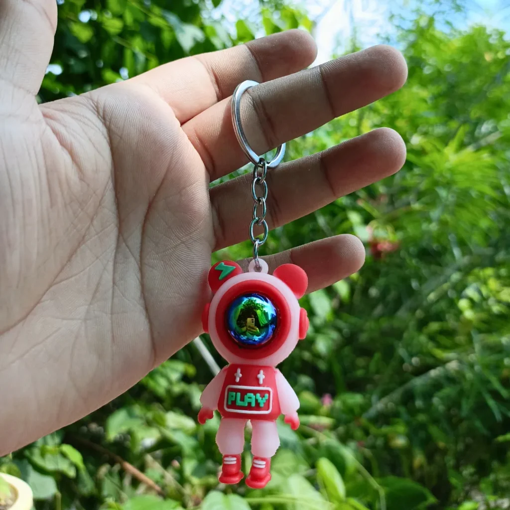 Pink Astronaut Keychain with a cute astronaut design Pink Astronaut Keychain, cute keychain, astronaut keyring, space accessory, unique keychain, keychain gift.